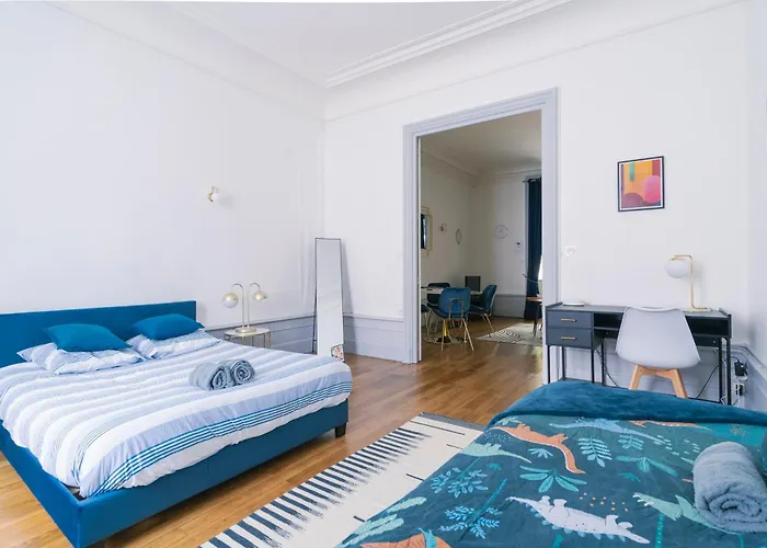 Apartment La Verriere By La Maison De Marc- Centre - Parking Et Terrasse